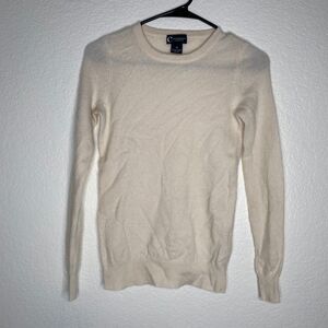 C by Bloomingdales cashmere cream sweater XS career quiet luxury essential cozy
